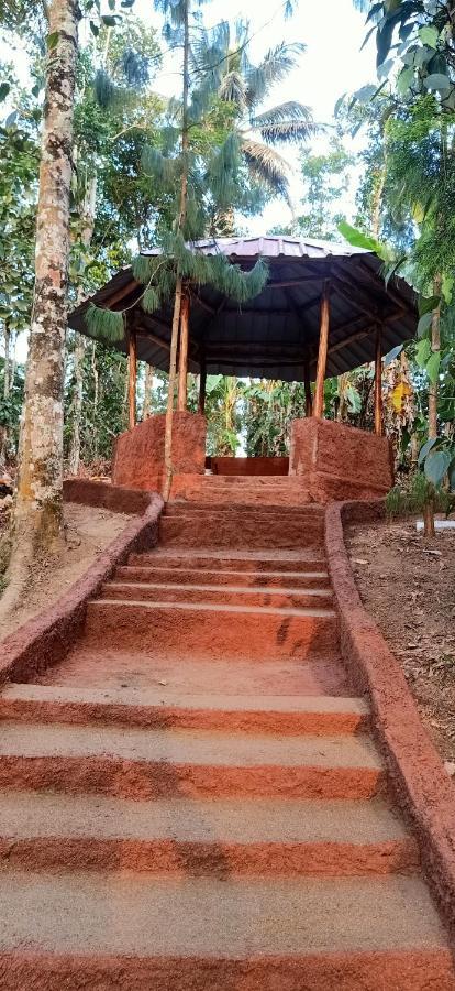 Philip Mary Farm Stay Thekkady Extérieur photo