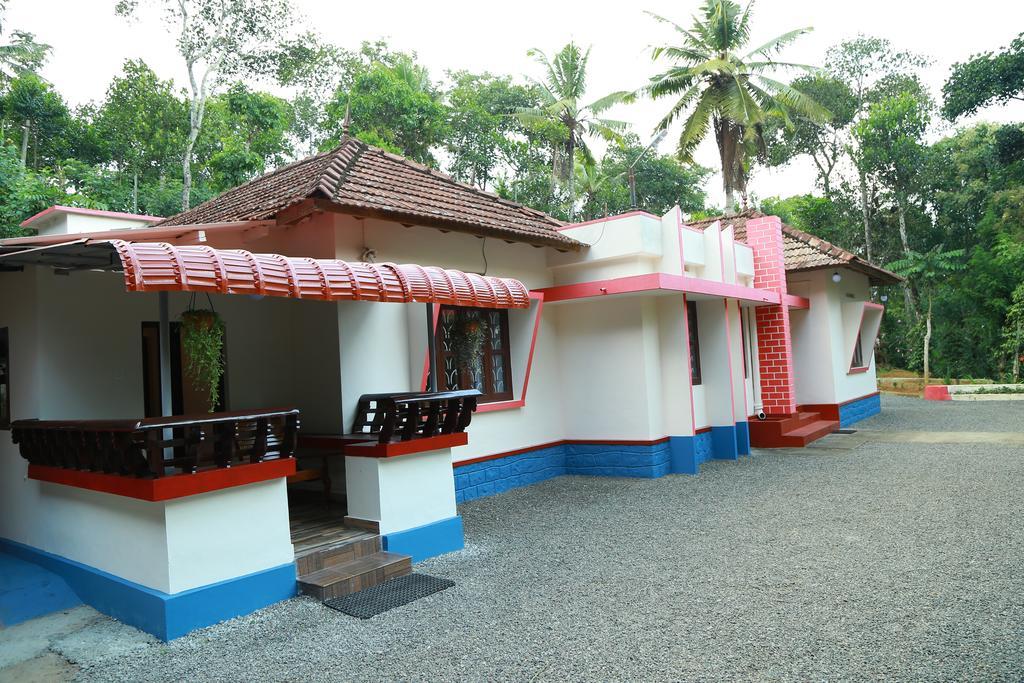 Philip Mary Farm Stay Thekkady Extérieur photo