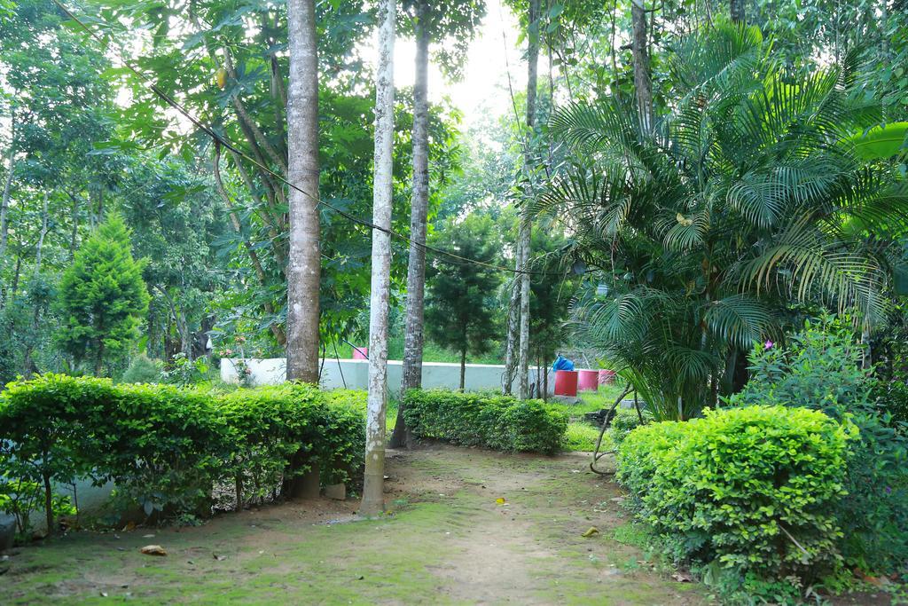 Philip Mary Farm Stay Thekkady Extérieur photo