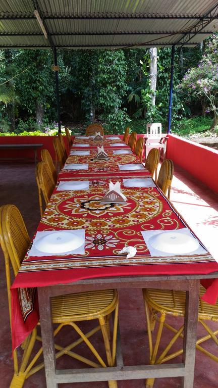 Philip Mary Farm Stay Thekkady Extérieur photo