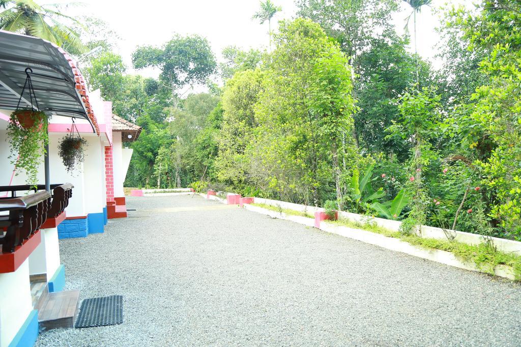 Philip Mary Farm Stay Thekkady Extérieur photo