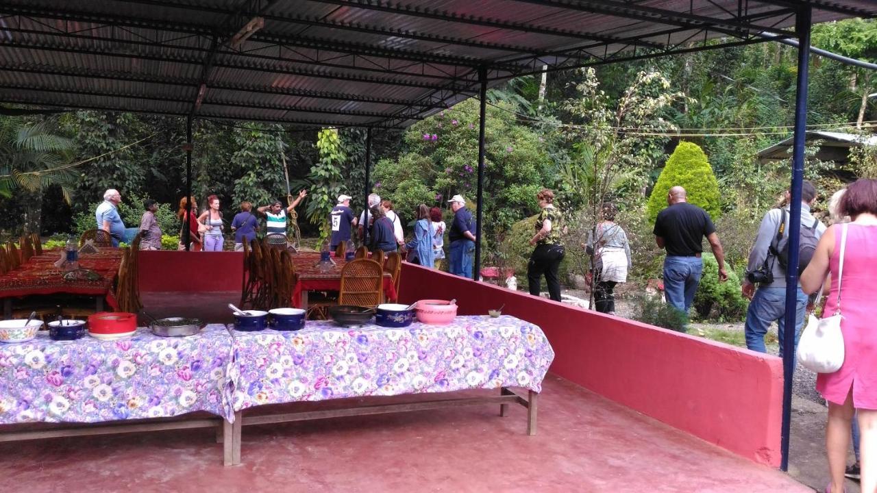 Philip Mary Farm Stay Thekkady Extérieur photo